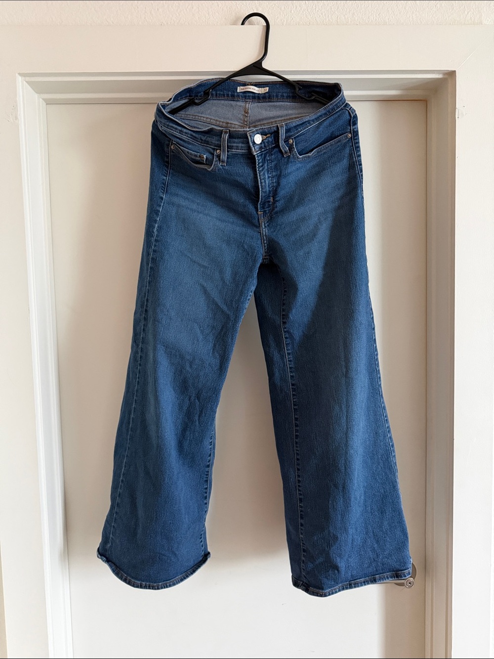 Levi's Wide-Leg Jeans in Classic Blue Wash